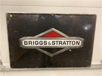 B" X RIGGS & STRATTON METAL SIGN - 36" X 24"