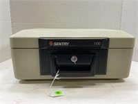 SENTRY 1100 LOCKING FLOOR SAFE