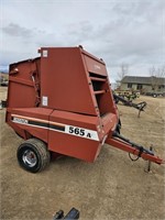 Hesston 565A Round Baler