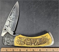 Decorative Pocket Knife Carved Wolves Sides