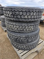 (4) 275/80R24.5 Truck Tires