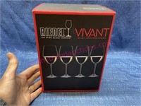 Set of 4 Riedel Vivant white wine glasses in box