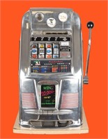 Vintage 1950s Mills Pioneer Club Slot Machine