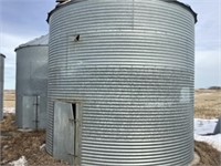 Metals Industries 1600 bu on cement 14Ft floor