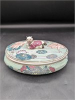 Vintage Dynasty Covered Dish