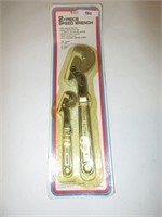 Two piece speed wrench set