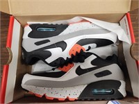 Nike Air Max 90LTR (GS) Size 7 Youth