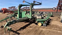 John Deere 7000 16 Row Corn Planter