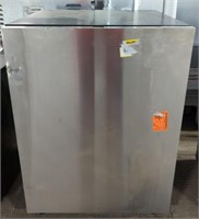 (CY) Summit 4.8 Cu Ft Mini Fridge