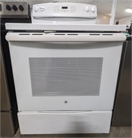 (CY) GE Appliances 30" Freestanding Electric Range