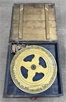 (T) Vtg. Spinning Wheel Game, 32.5"x32.5"x4.5"