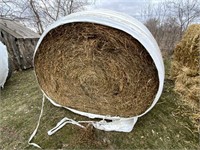 6 round bales wrapped hay - SOLD AS 1 LOT
