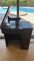 Post war Domestic Rotary sewing machine in