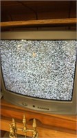 RCA tv works 25 inches wide