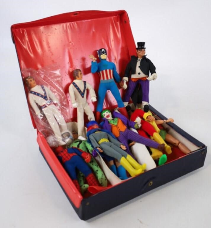 1970's Mego Carry Case With 12 Action Figures