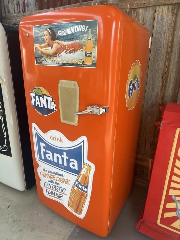 Vintage Kelvinator in Fanta Livery (not checked)