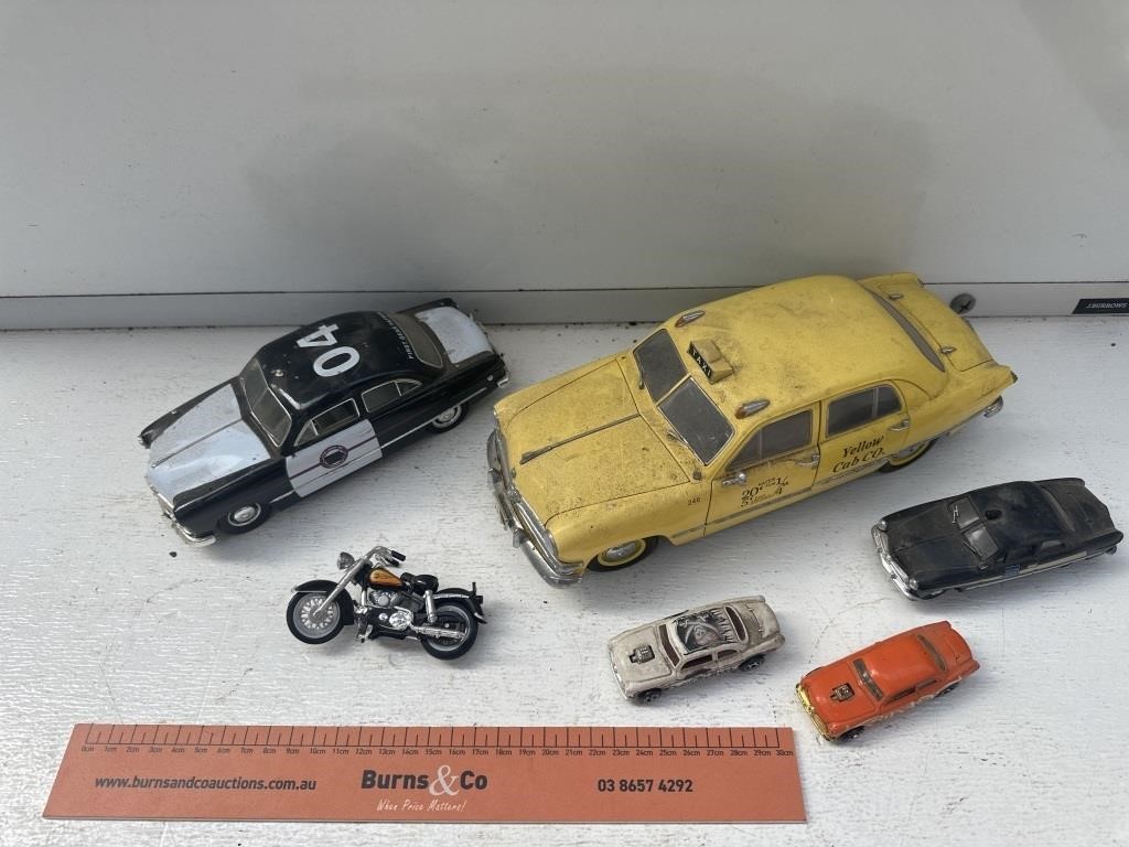 Selection Model Cars & Bike