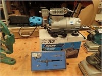 Iron Air, Air Brush Compressor, 240v & Kit