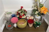 VASES, PLANTERS & FLORAL DECOR