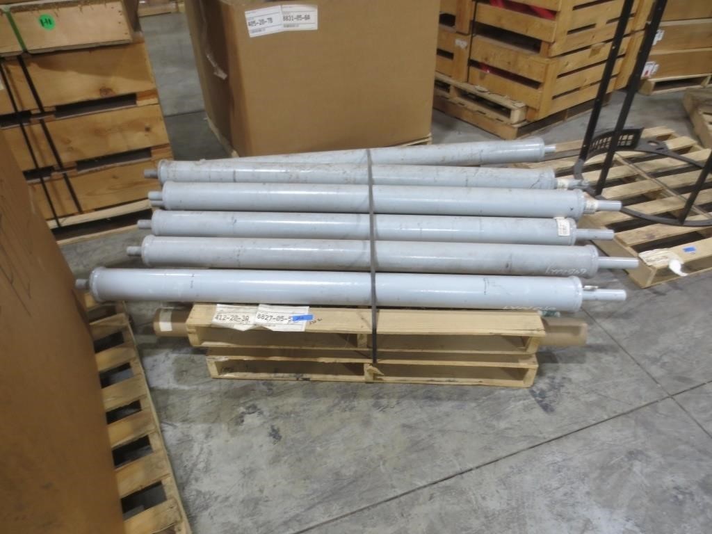 8 rollers and 7 shafts, 630 pounds