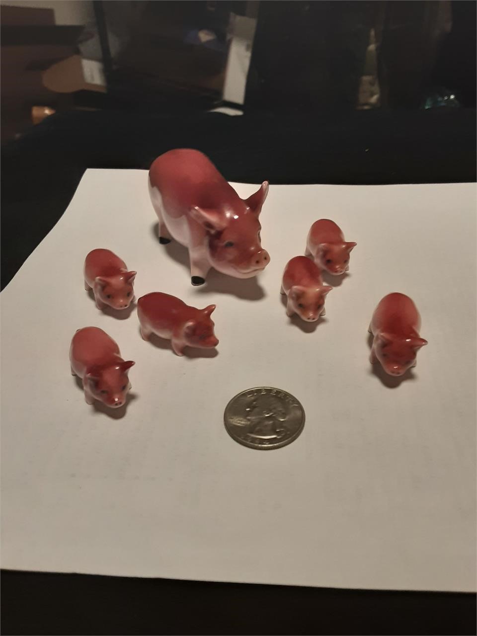 Porcelain pig and 6 piglets