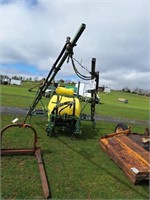 Reddick 3pt 300 gal. 45' Boom Sprayer,