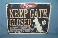 Please keep gate closed retro style advertising si