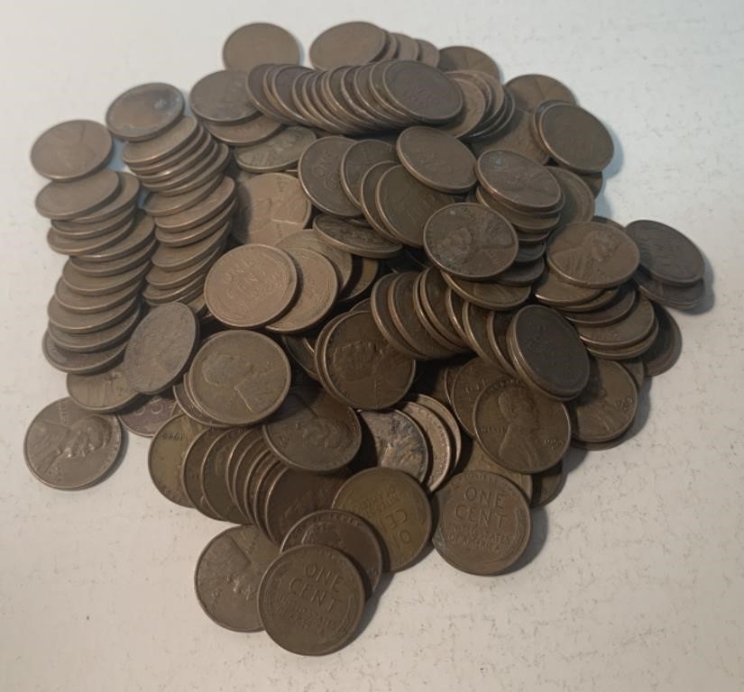 (200) Assorted Date & Mint Wheat Pennies