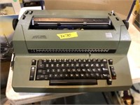 IBM Electric typewriter Selectric II