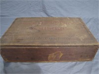 Vintage Brookfield Sausage Farm Wooden Box