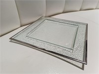 Skid Of Silver Accent Glass Chargers