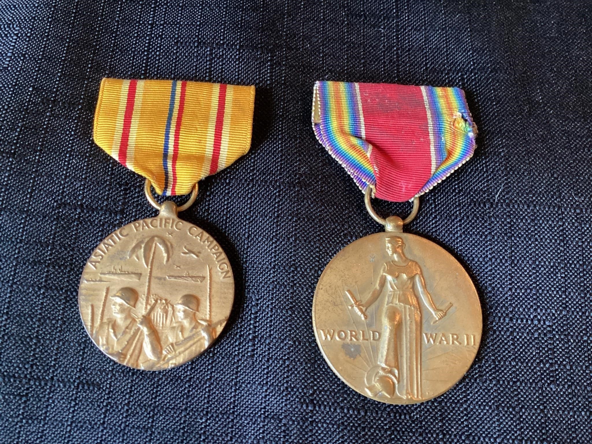 2 WW2 Medals 1941-1945