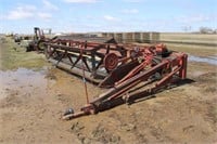 1976 Versatile #10 PT Swather #004638