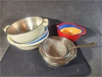 Mixing bowls of various sizes and more