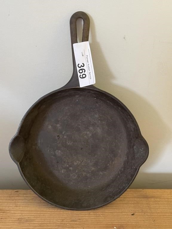Griswold 8" Cast Iron Pan