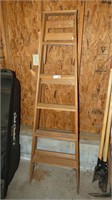 6 Ft Wooden Folding Ladder