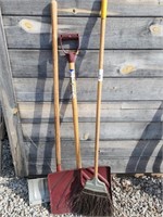 Snow Shovels(2), Broom