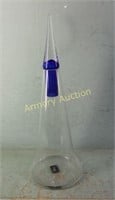 MIKASA DECANTER CONE SHAPE WITH BLUE STOPPER