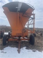 Richardton 12' High Dump Wagon