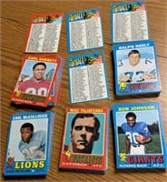 1971 Topps NFL football multi-card lot 50+/-