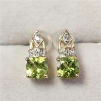 $1000 10K  Peridot(1ct) Diamond(0.04ct) Earrings