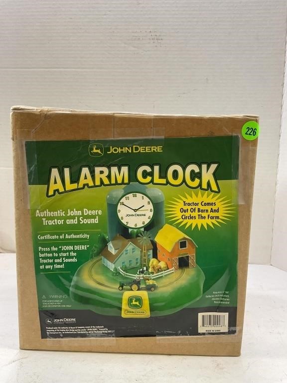 JOHN DEERE ALRM CLOCK