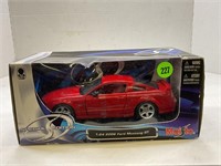 MAISTO SPECIAL EDITION 1:24 2006 FORD MUSTANG