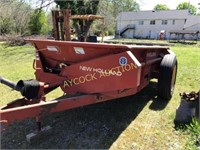 New Holland 145 manure spreader