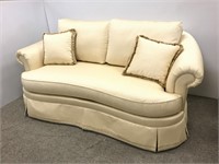 Beautiful Ethan Allen sofa/loveseat