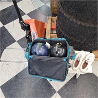 Bowling Bag with 2 Balls and Suze 10 Shoes