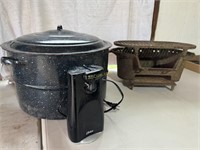 Cast Iron Grill 19", Oster Electric Can Opender,