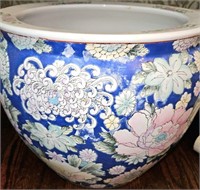 Floral Pattern Blue and White Chinoiserie Planter