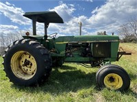 John Deere 2940 Tractor with Canopy