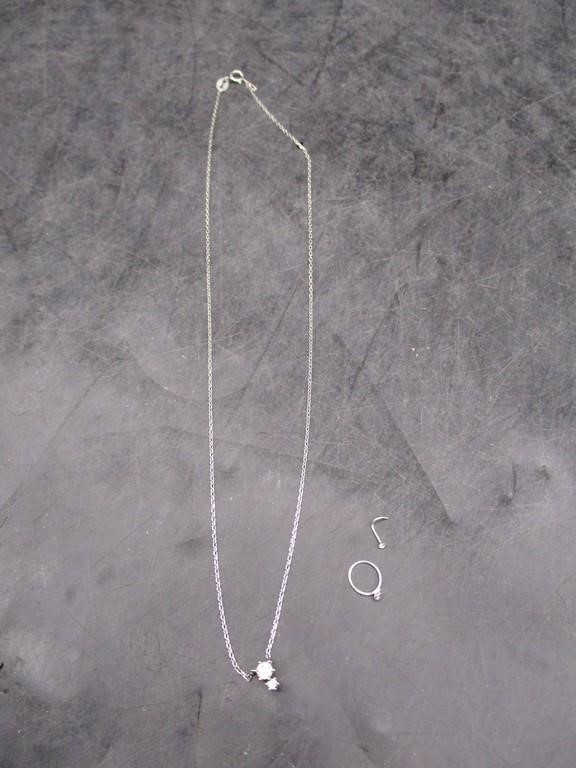 Silver Chain w/ Pendant & Rings